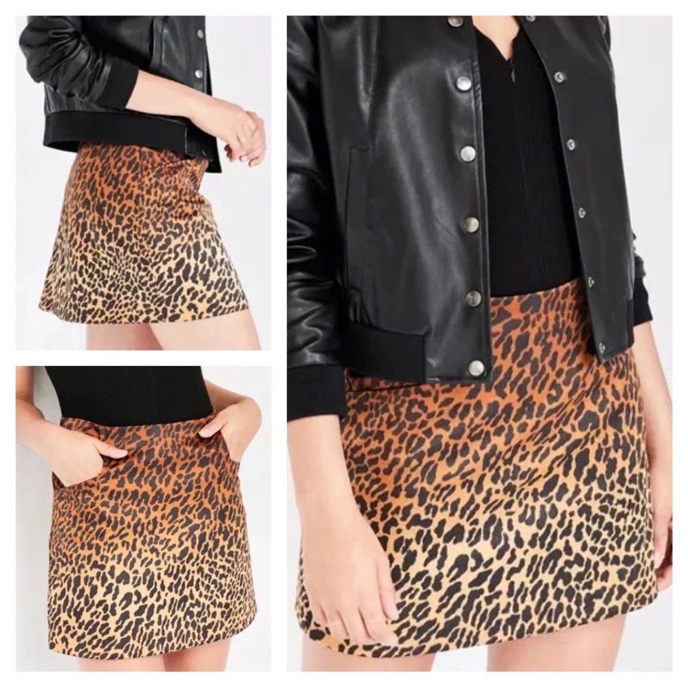 Ecoté Leopard Print A-line Mini Skirt